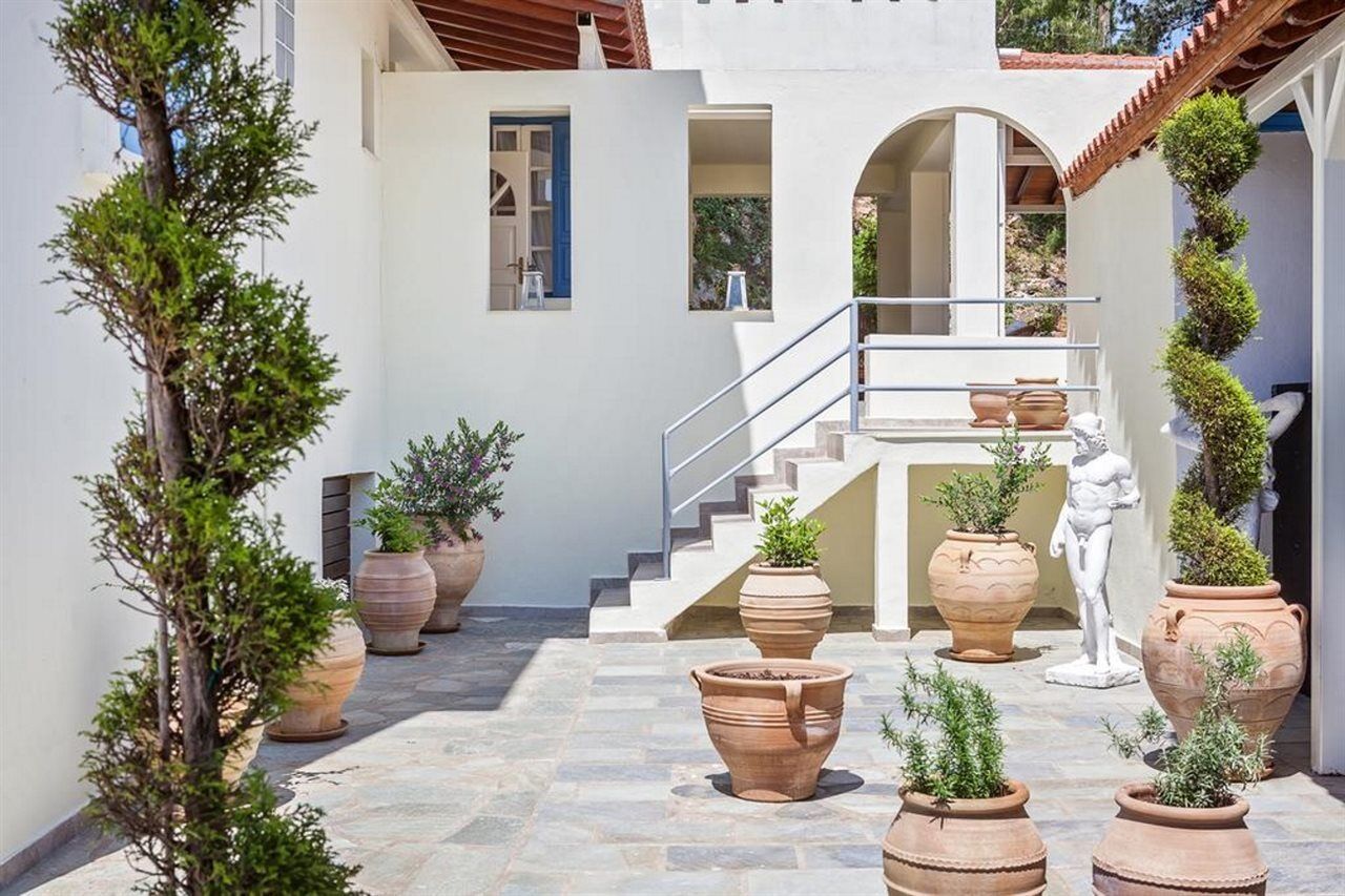 Stafylos Suites & Boutique Hotel מראה חיצוני תמונה